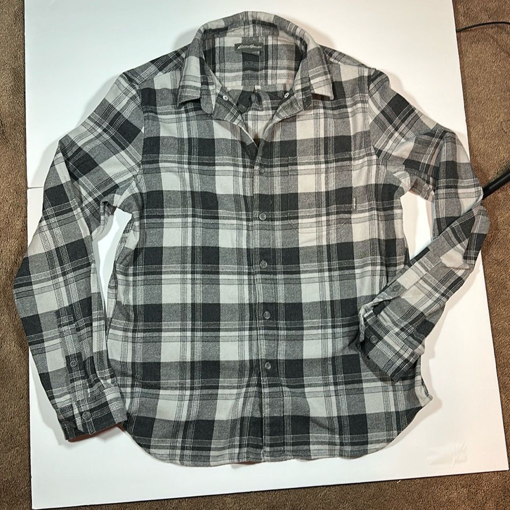 Eddie Bauer button down mens medium shirt